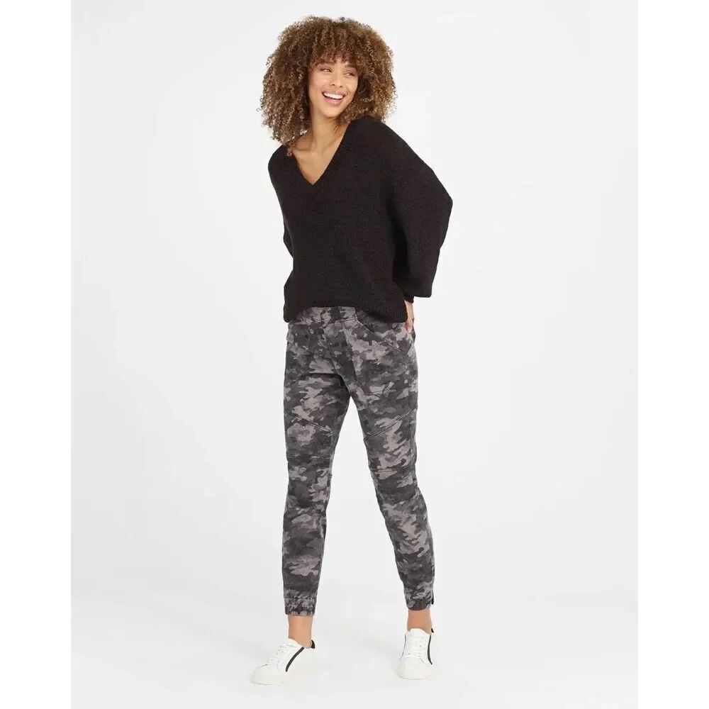 Spanx Stretch Twill Cargo Jogger in Camouflage Gray Small